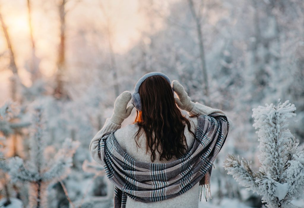 10 Tipps für warme Ohren in der kalten Jahreszeit